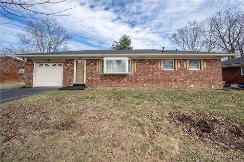 652 Florida Dr, Sellersburg, IN, 47172-1019 | Card Image