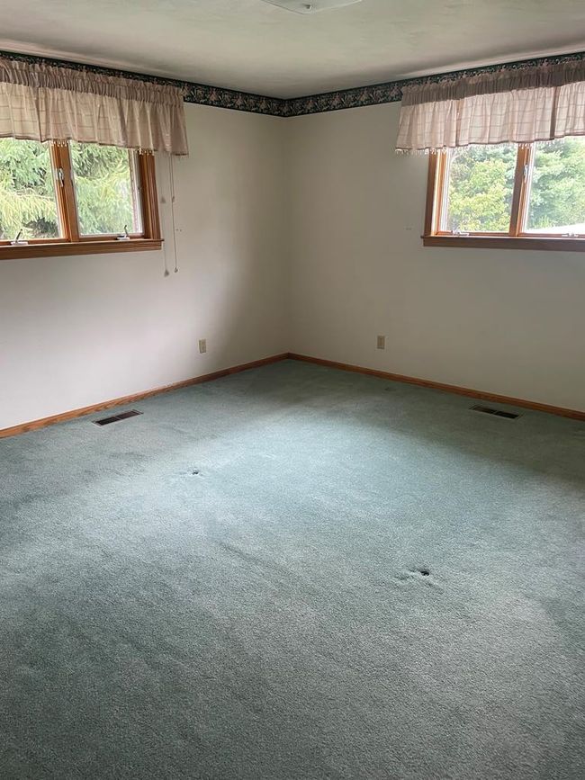 7 Zitko Ter, Home with 3 bedrooms, 2 bathrooms and null parking in Glen Dale WV | Image 18