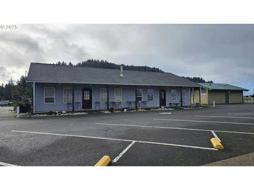 140 Coho Point Loop, Winchester Bay, OR, 97467-8789 | Card Image