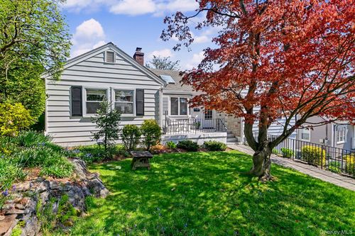 86 Birch St, Port Chester, NY, 10573-3102 | Card Image