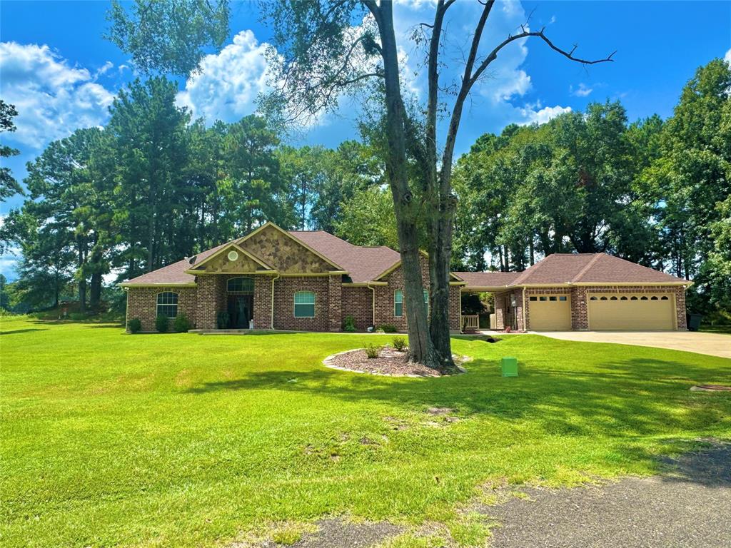Morningside St, Trinity, TX 75862