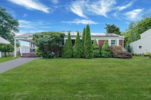 43 Bowdoin Rd, Centereach, NY, 11720-2331 | Card Image