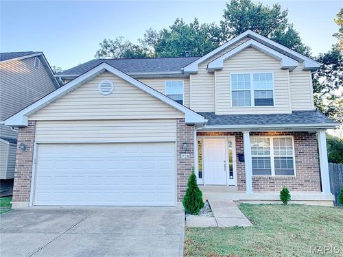 728 N Rock Hill Rd, Saint Louis, MO, 63119-1343 | Card Image