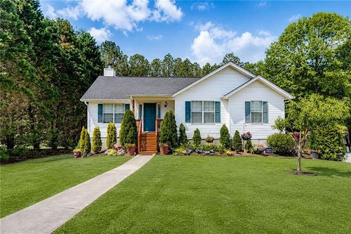 2657 Amberly Glen Dr, Dacula, GA, 30019-2648 | Card Image