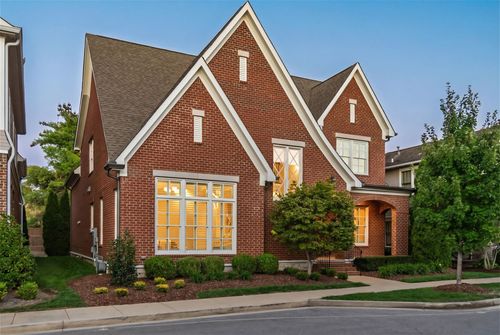 105 Ransom Ave, Nashville, TN, 37205-2675 | Card Image