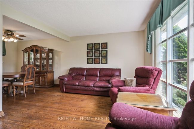 12 Eldon Crt, House other with 3 bedrooms, 2 bathrooms and 4 parking in Brampton ON | Image 8