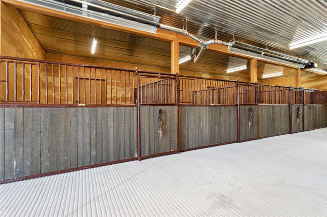 Interior Barn 2 | Image 74