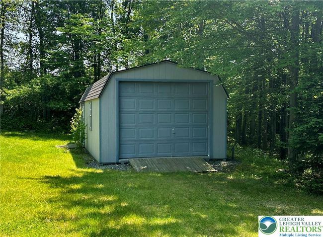 1437 Nectarine Rd, House other with 6 bedrooms, 4 bathrooms and null parking in DANIELSVILLE PA | Image 37