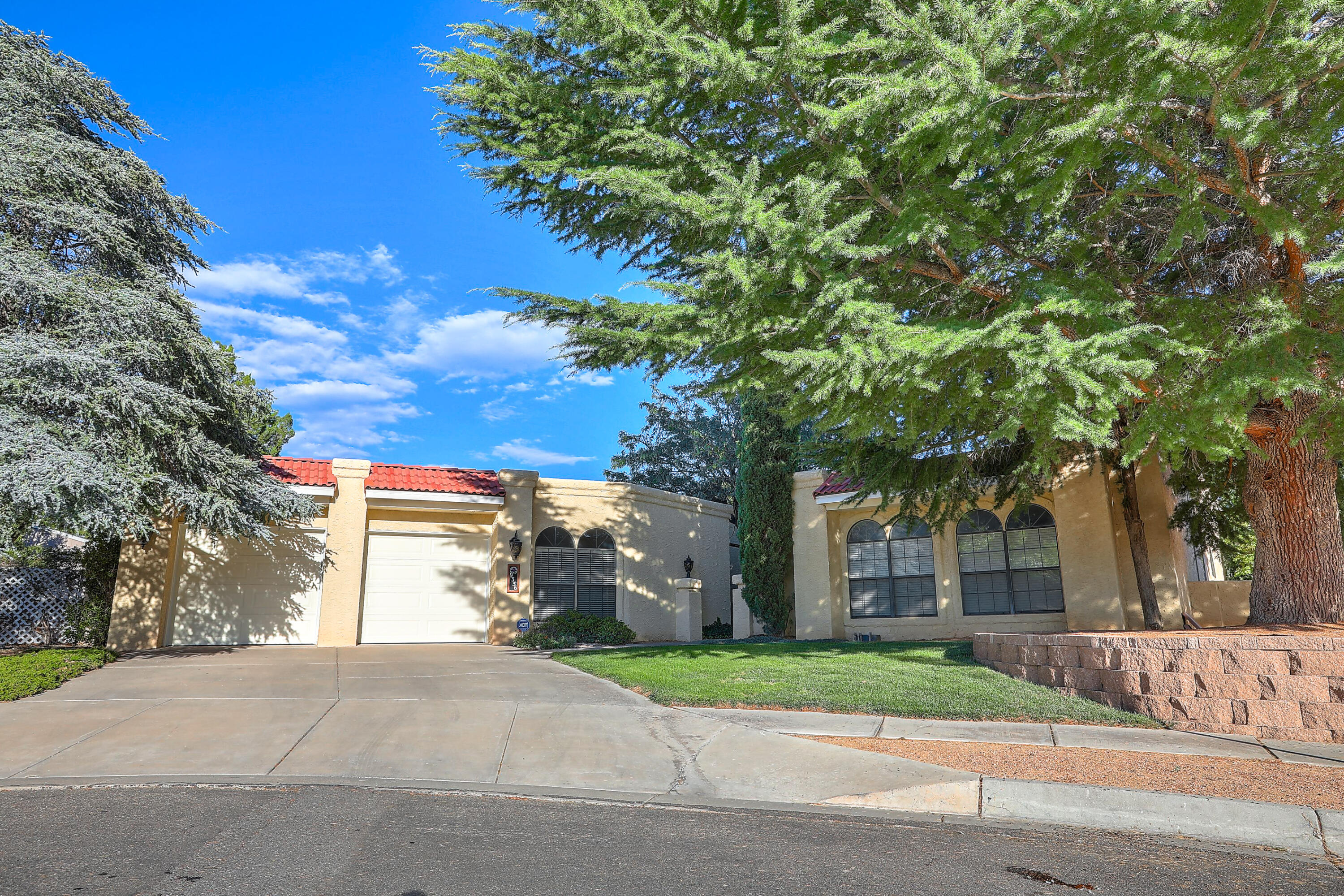 Mabry Ave, Albuquerque, NM 87109