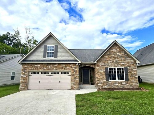8166 Bluegill Cir, Ooltewah, TN, 37363-9563 | Card Image