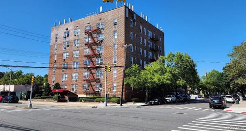 apt-3e-222-89 Braddock Ave, Queens Village, NY, 11428-1413 | Card Image