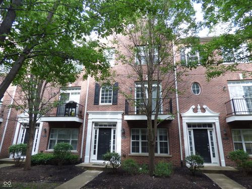 unit-3-11912 Kelso Dr, Zionsville, IN, 46077-7013 | Card Image