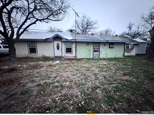 18186 Wisdom Rd, Lytle, TX, 78052-9713 | Card Image