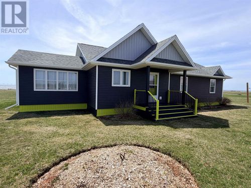 66 Gibson Lane, Home with 3 bedrooms, 2 bathrooms and null parking in Albany PE | Card Image