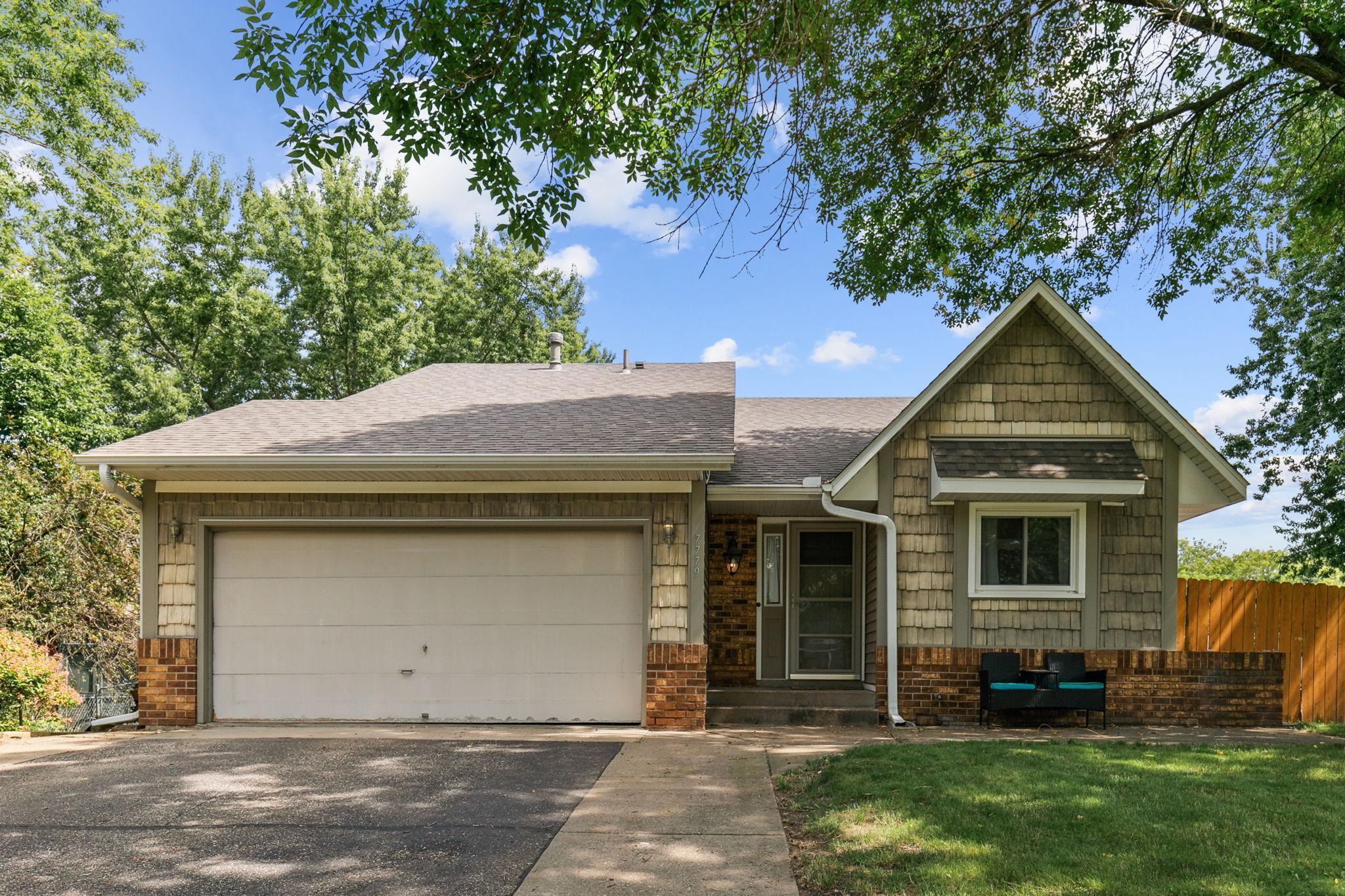 Jeffery Ave, Cottage Grove, MN 55016