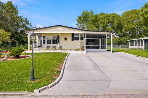 9242 Denmarsh Dr, BROOKSVILLE, FL, 34613-4949 | Card Image