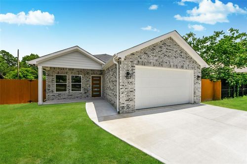 226 Glencairn Ct, Huffman, TX, 77336-2828 | Card Image