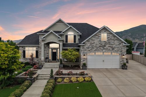1374 W Chestnut Ct, Farmington, UT, 84025-5082 | Card Image
