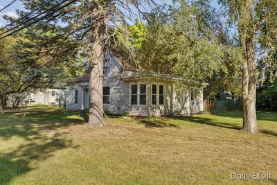 8829 2nd Street, House other with 3 bedrooms, 1 bathrooms and null parking in Vestaburg MI | Image 2