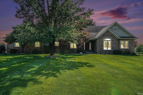 11334 Fishers Pond, Middlebury, IN, 46540-8208 | Card Image