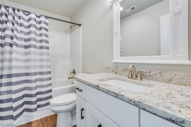 Bathroom #3 | Image 43