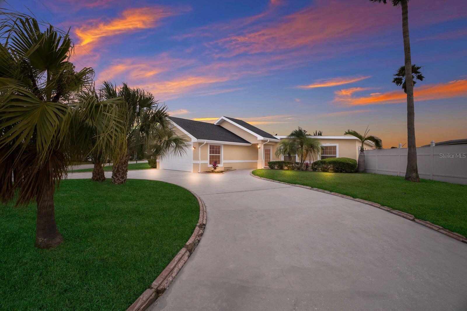 115th Ave, Treasure Island, FL 33706