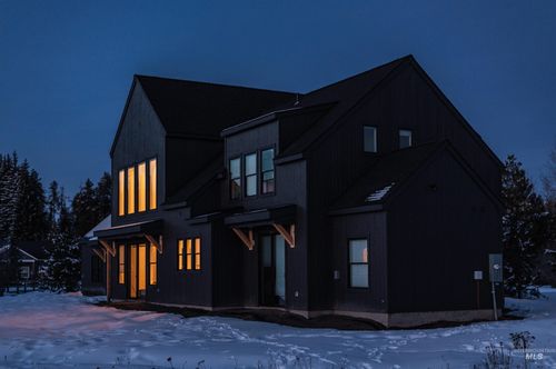 1047 Kaitlyn Loop, McCall, ID, 83638 | Card Image