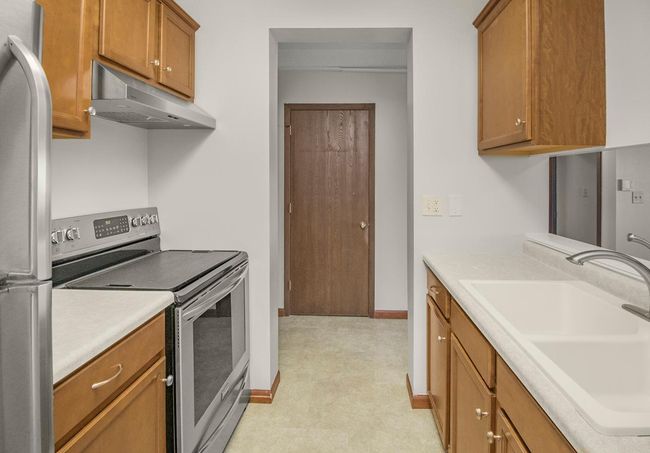 APT-1210 - 1181 Edgcumbe Rd, Condo with 1 bedrooms, 1 bathrooms and null parking in Saint Paul MN | Image 8