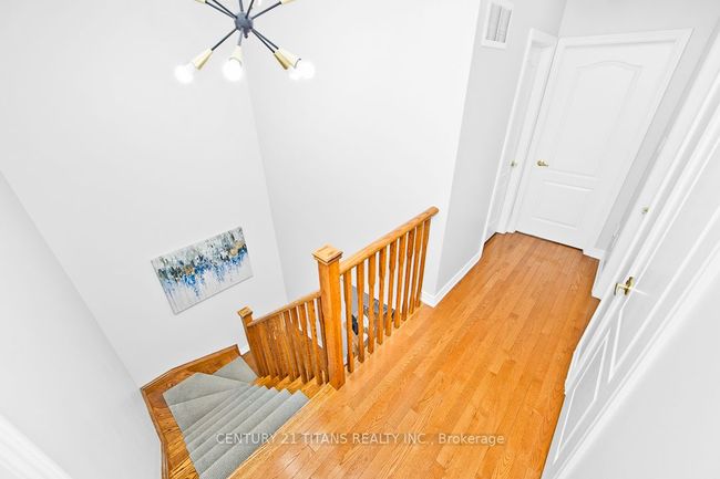 61 Rizal Ave, House attached with 3 bedrooms, 4 bathrooms and 2 parking in Markham ON | Image 10