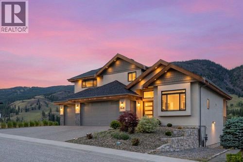 1122 Stockley St, Kelowna, BC, V1P1R6 | Card Image