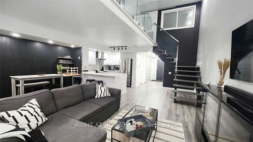 110-1040 The Queensway, Etobicoke, ON, M8Z0A7 | Card Image