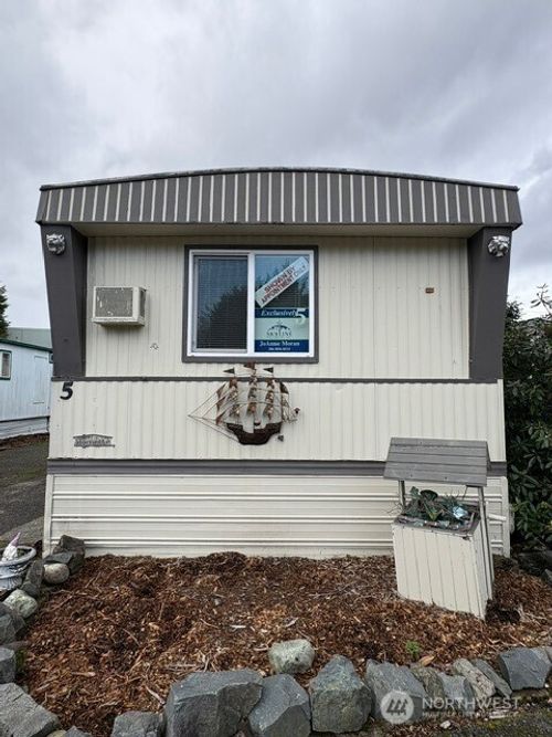 unit-5-7031 Ne 175th St, Kenmore, WA, 98028-3541 | Card Image