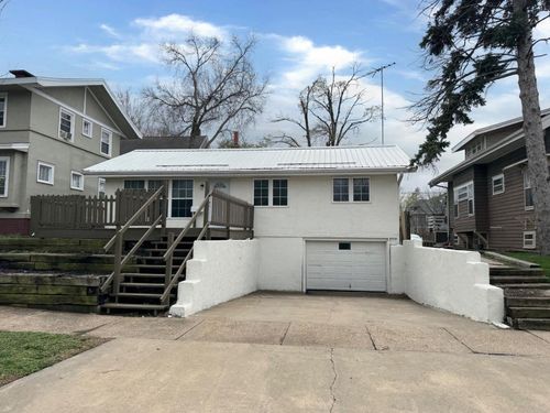 1737 Bever Ave Se, Cedar Rapids, IA, 52403-2629 | Card Image