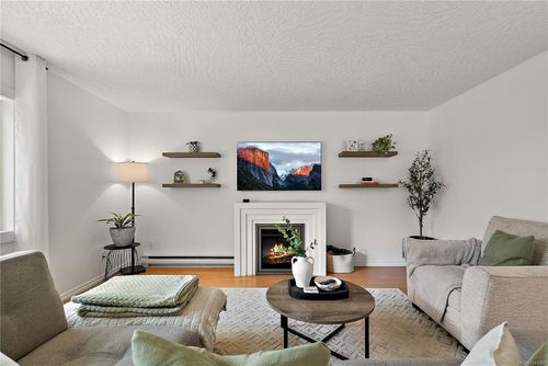 8-2871 Peatt Rd, Langford, BC, V9B3V7 | Card Image
