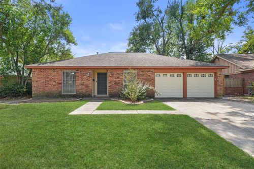 5907 Peg St, Houston, TX, 77092-6236 | Card Image