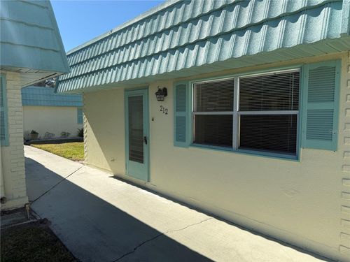 apt-212-101 Cambridge Trl, SUN CITY CENTER, FL, 33573-5953 | Card Image