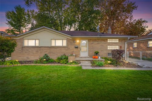 14371 Sunbury St, Livonia, MI, 48154-4551 | Card Image