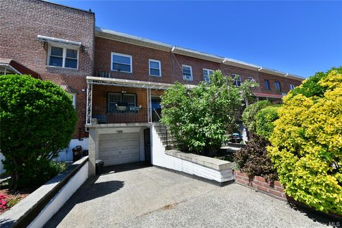 1707 Starr St, Ridgewood, NY, 11385-1130 | Card Image