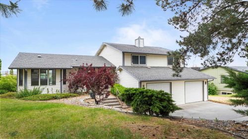 212 Edgewood Dr., Richland, WA, 99352 | Card Image