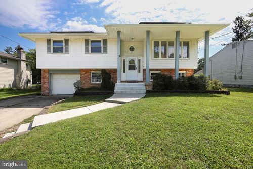 15 Knollwood Dr, CHERRY HILL, NJ, 08002-1620 | Card Image