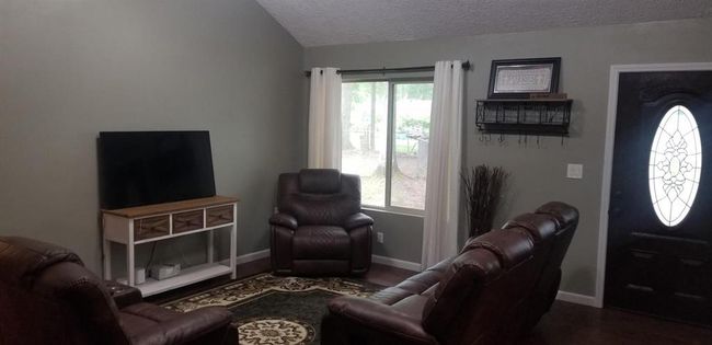 27491 Lantern Ln, House other with 3 bedrooms, 2 bathrooms and null parking in New Caney TX | Image 6