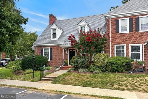 4626 34th St S, ARLINGTON, VA, 22206-1702 | Card Image