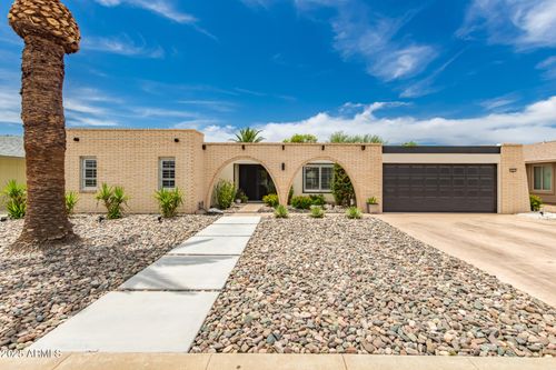 10313 W Brookside Dr, Sun City, AZ, 85351-1109 | Card Image