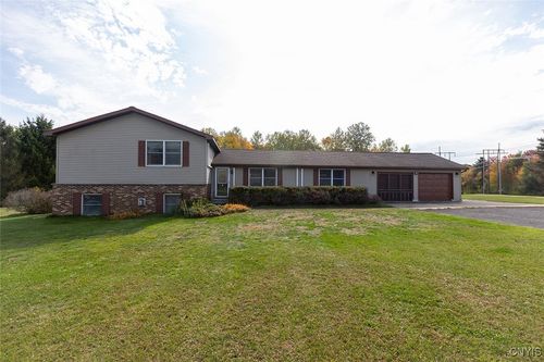 1 Shatrau Dr, Oswego, NY, 13126-6567 | Card Image