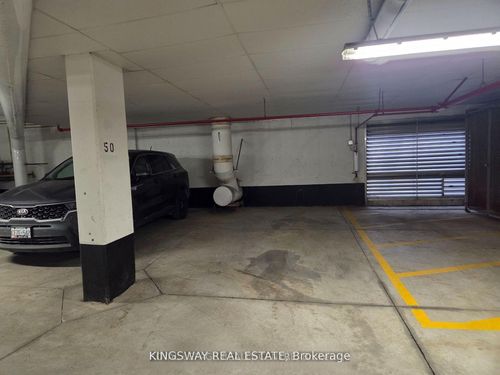 2472 Post Road, Oakville, ON, L6H0K1 | Card Image