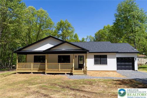 103 Burnshaw Ln, Albrightsville, PA, 18210-3529 | Card Image