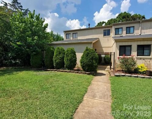 8012 Horse Chestnut Ln, Charlotte, NC, 28277-9814 | Card Image