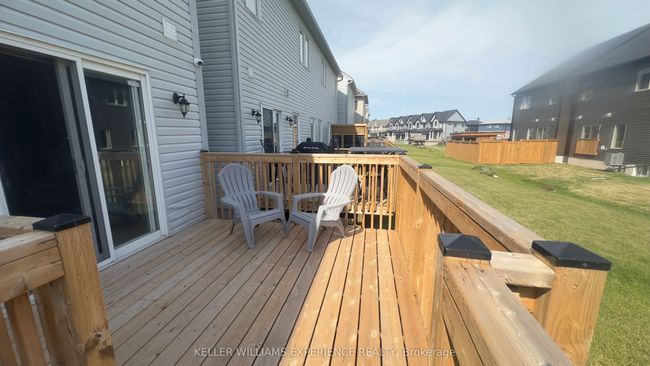 115 Addison St, Condo with 3 bedrooms, 3 bathrooms and 1 parking in Clarksburg ON | Image 12