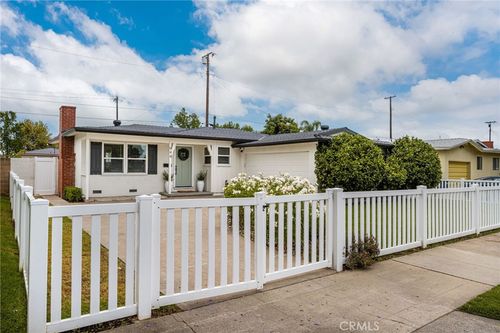 944 W Acacia Ave, Orange, CA, 92868-2518 | Card Image