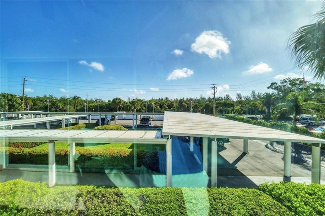 201 - 2100 Benjamin Franklin Dr, Condo with 2 bedrooms, 2 bathrooms and null parking in SARASOTA FL | Image 28